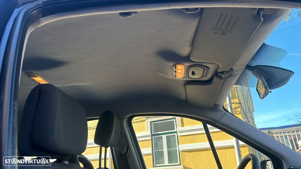 Renault Scénic 1.5 dCi Dynamique S - 18