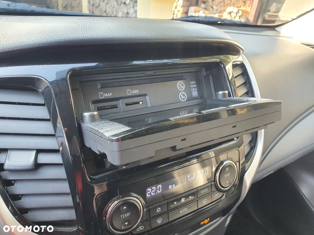 Mitsubishi L200 - 22