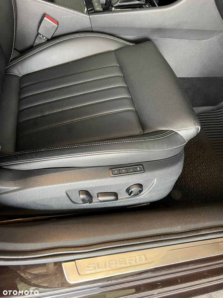 Skoda Superb 2.0 TSI 4x4 L&K DSG - 18