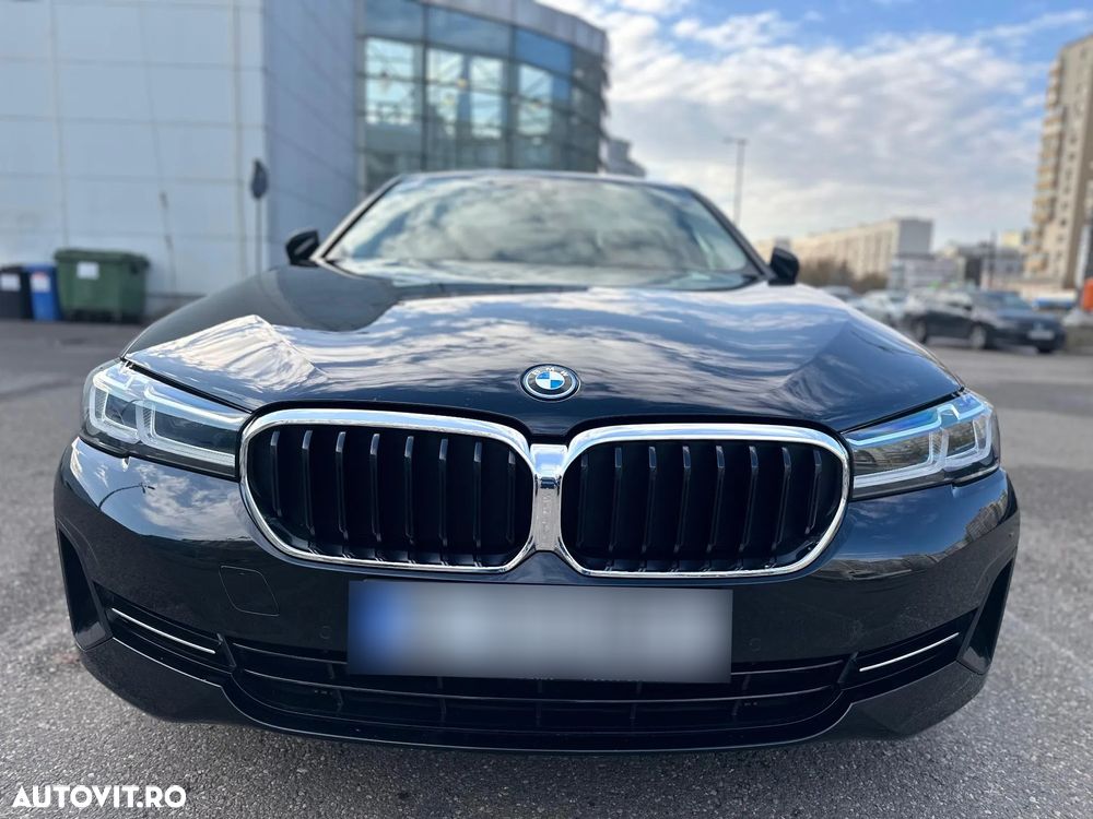 BMW Seria 5 520e Aut. - 10