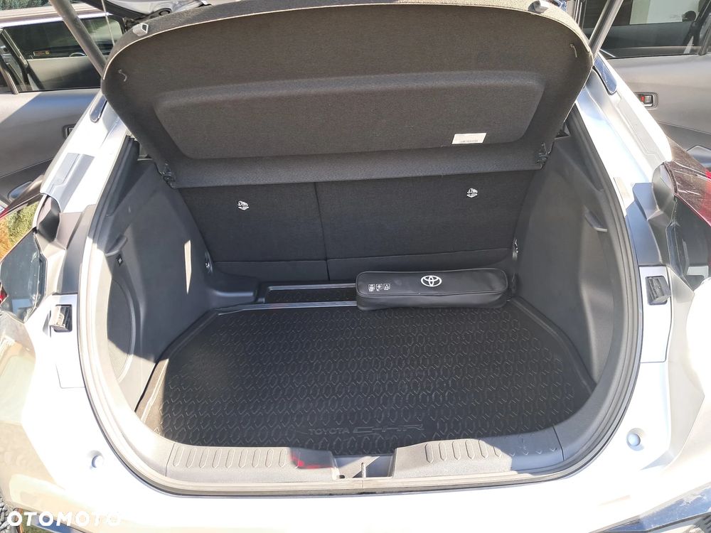 Toyota C-HR - 36