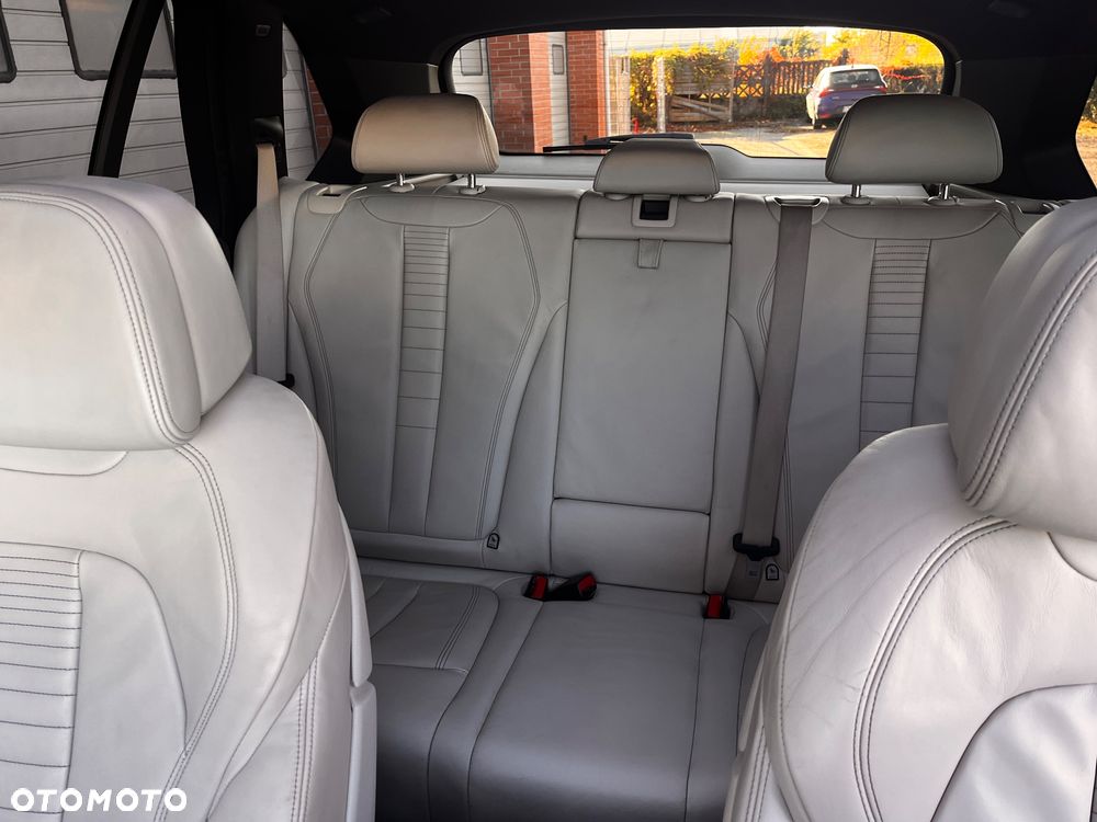 BMW X5 xDrive25d - 40