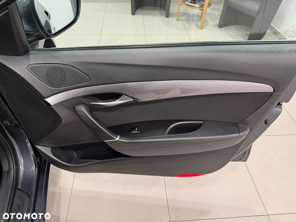 Hyundai i40 Kombi blue 1.6 Family+ - 24