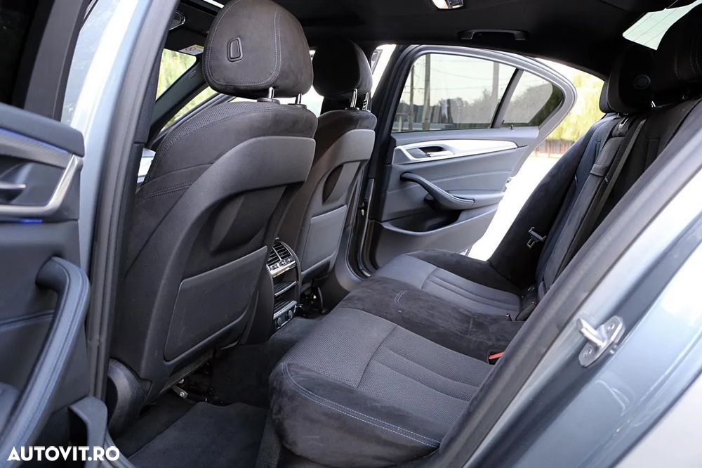 BMW Seria 5 520d xDrive AT - 16