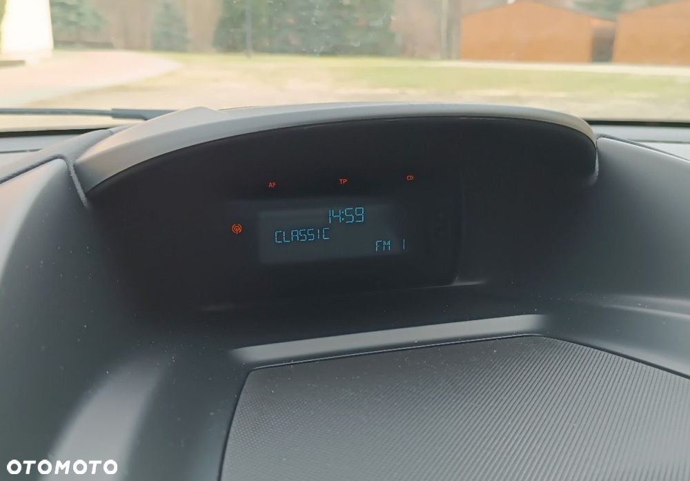 Ford Kuga - 37