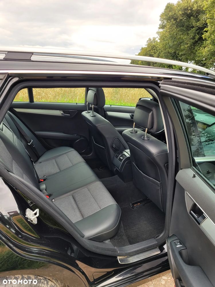 Mercedes-Benz Klasa C 180 Kompressor Automatik BlueEFFICIENCY - 12