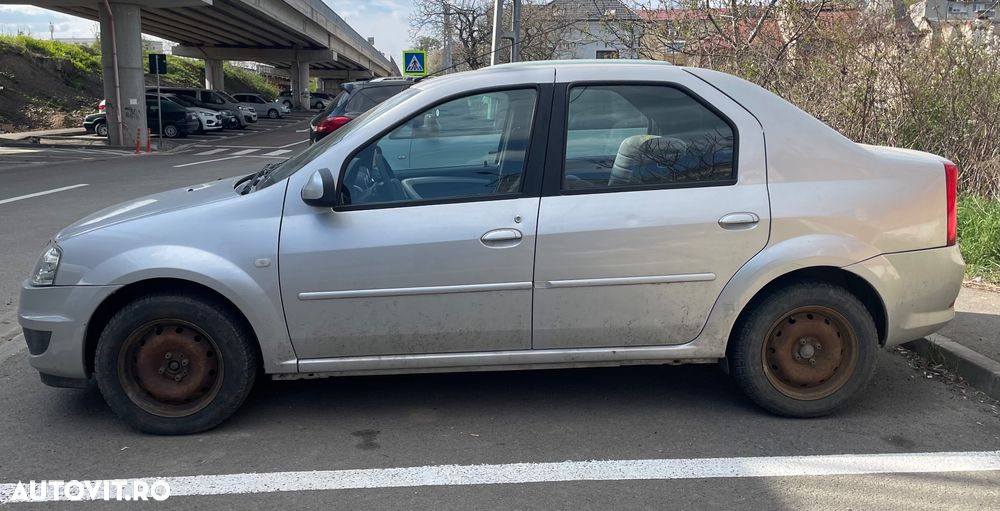 Dacia Logan 1.2 - 11