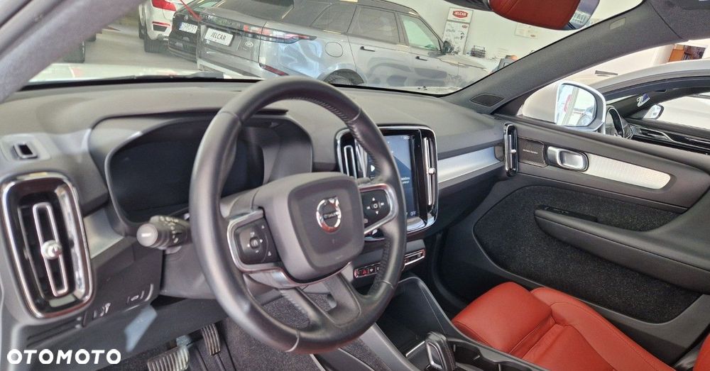 Volvo XC 40 - 39