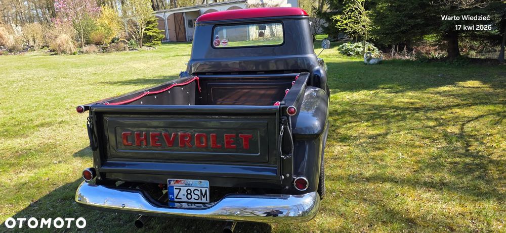 Chevrolet Apache - 12