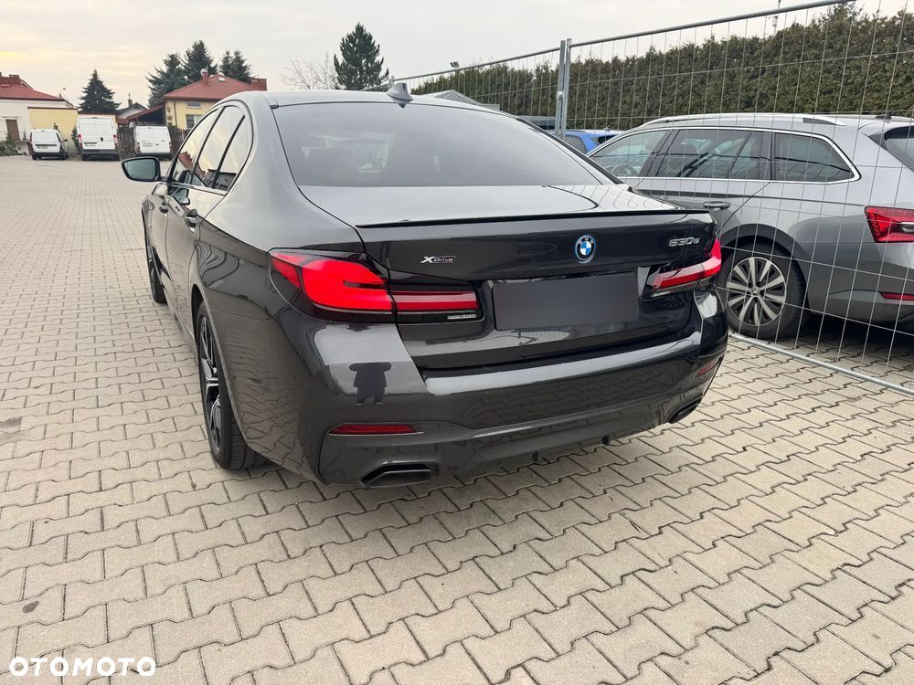 BMW Seria 5 ver-530e-xdrive-m-sport-sport - 18