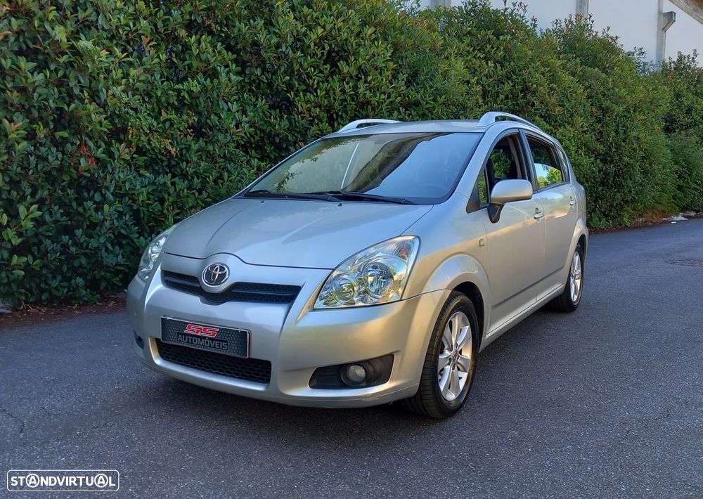 Toyota Corolla Verso 2.2 D-4D Sol - 1