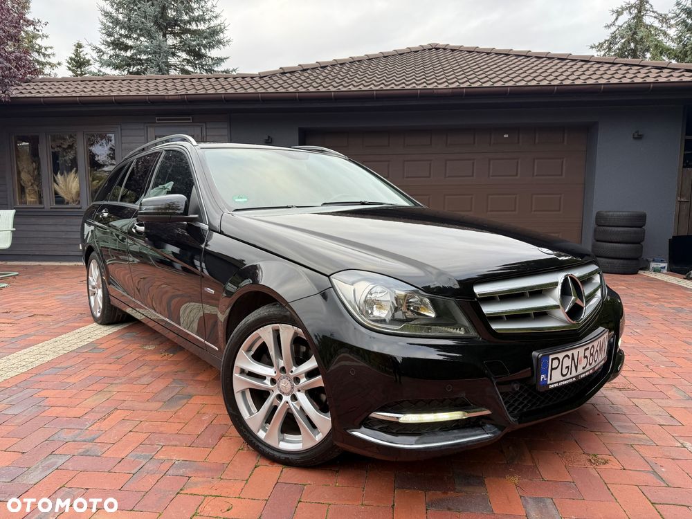 Mercedes-Benz Klasa C 180 CGI BlueEff Avantgarde - 3