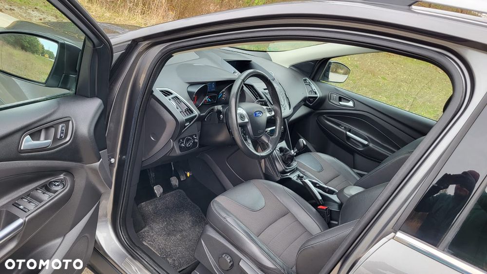 Ford Kuga 2.0 TDCi 4x4 Titanium - 31