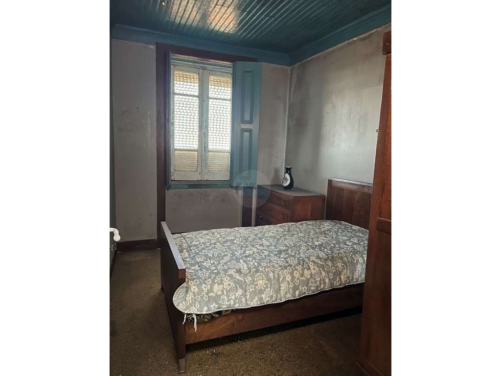 Moradia para obras totais - Grande imagem: 3/41