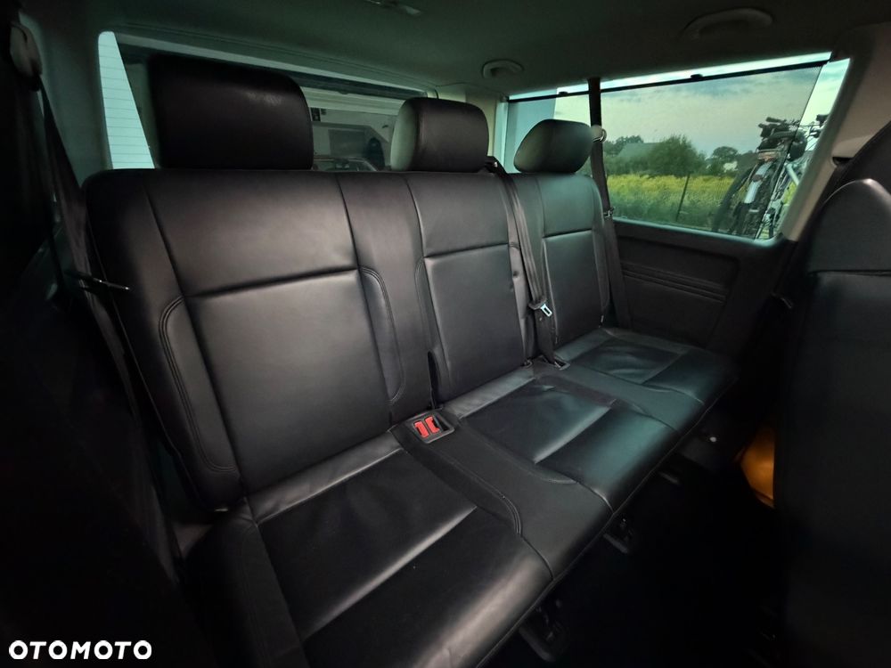 Volkswagen Caravelle 2.0 TDI L2 Highline 4Motion DSG - 33