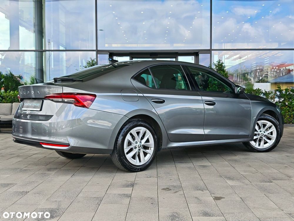 Skoda Octavia 1.5 TSI mHEV Selection DSG - 5