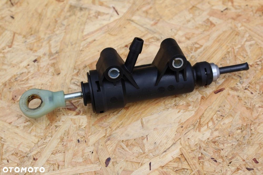 Pompka sprzęgła BMW e83 x3 e85 z4 6773670 - 1