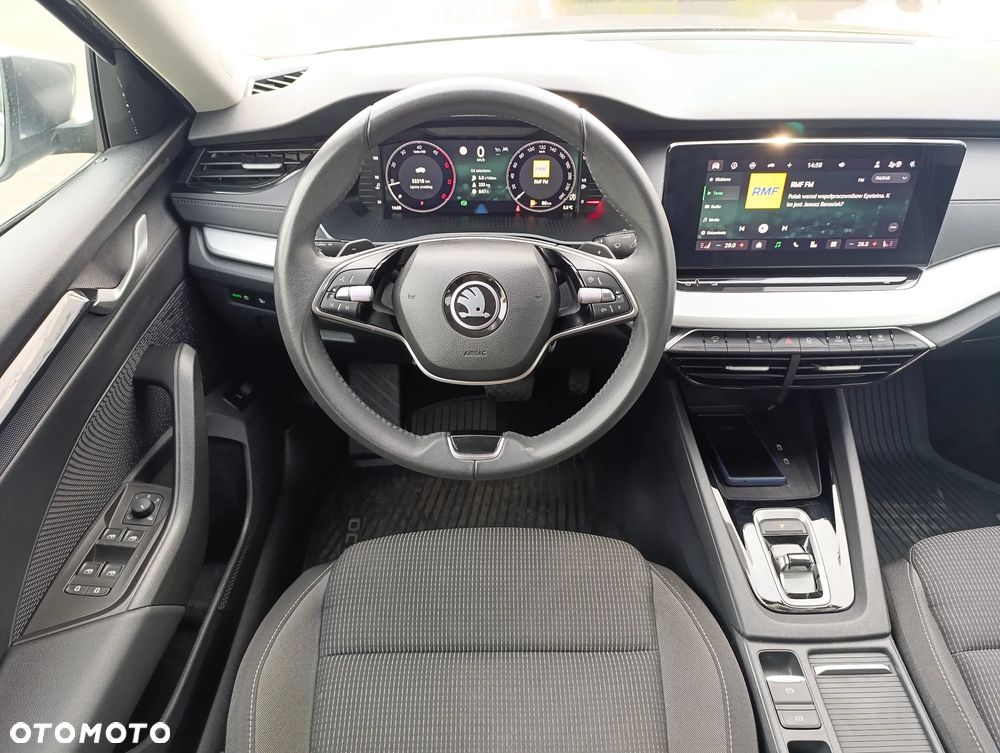 Skoda Octavia 2.0 TDI Selection DSG - 20
