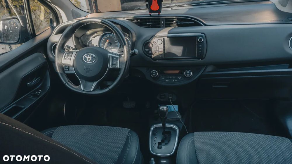 Toyota Yaris - 8