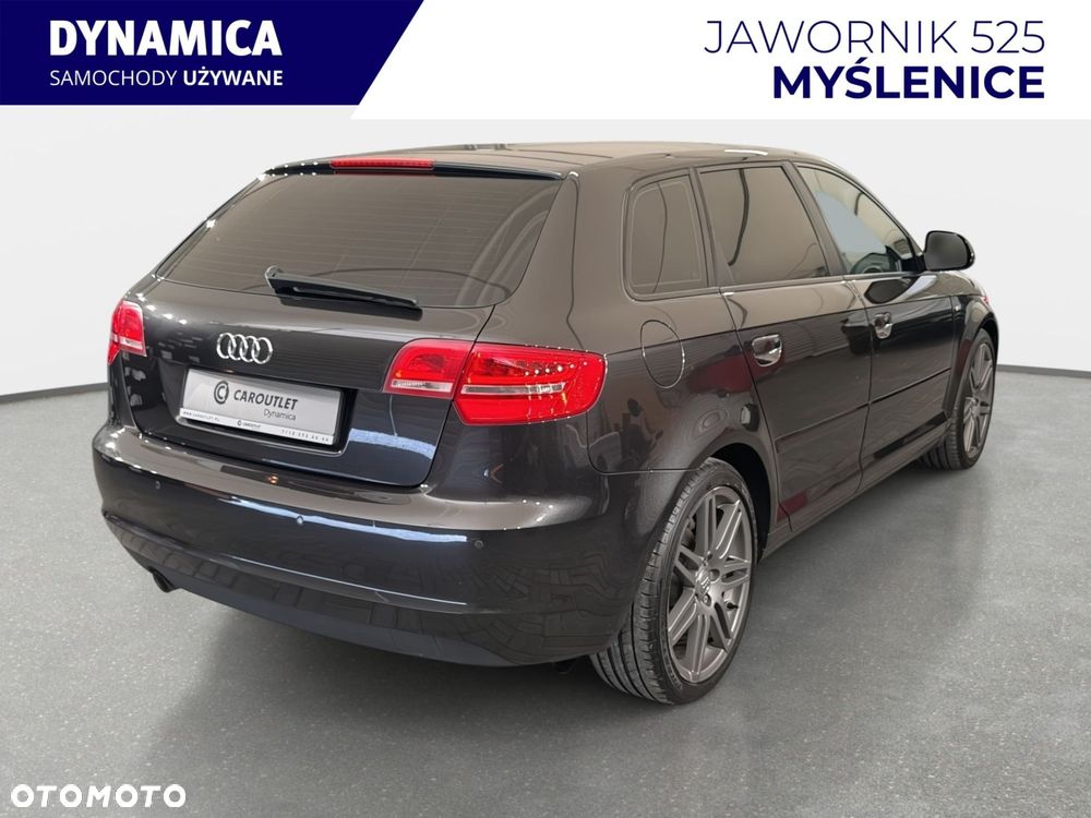 Audi A3 Sportback - 9