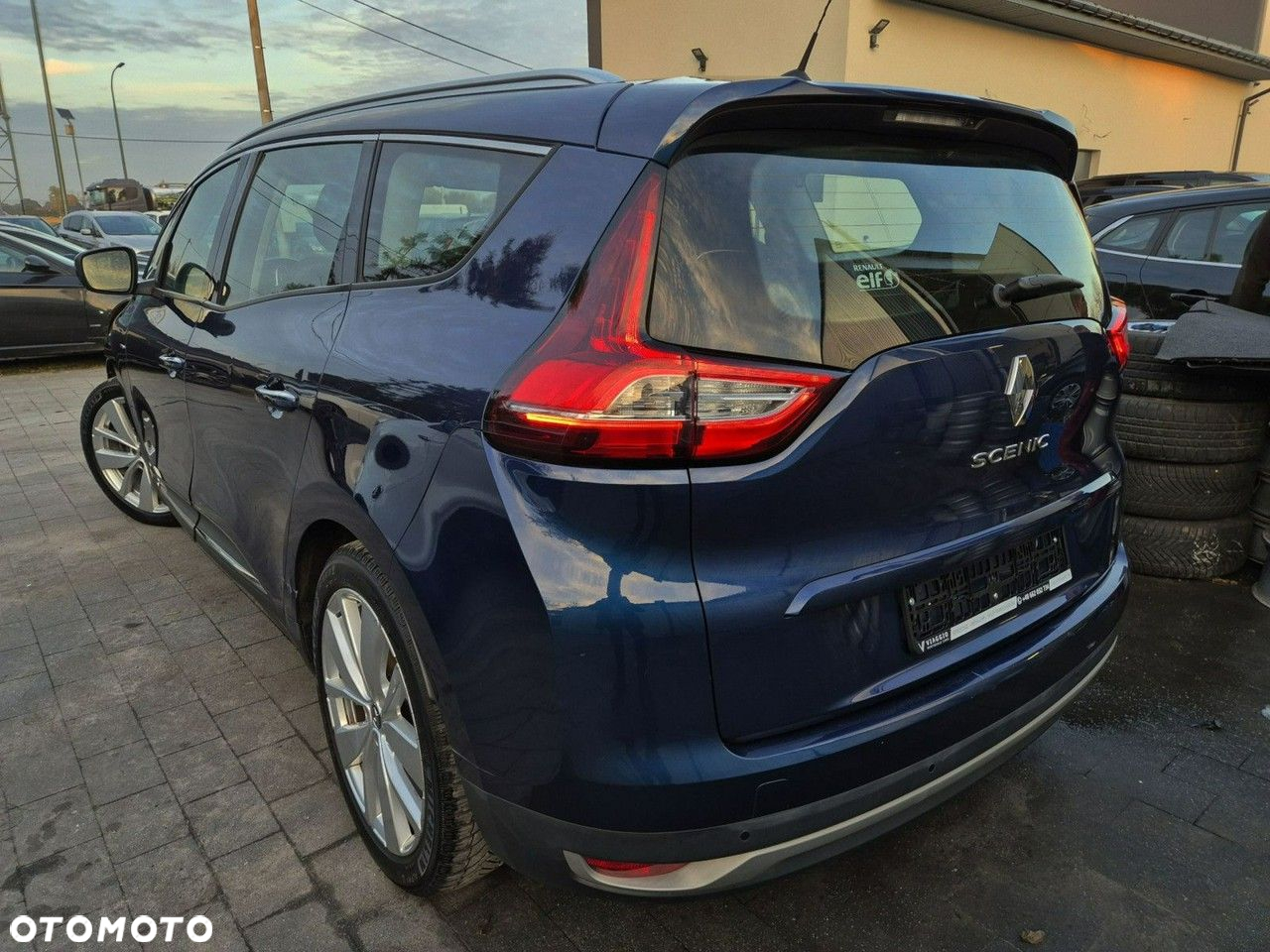 Renault Grand Scenic - 3
