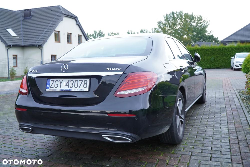 Mercedes-Benz Klasa E 220 d 4-Matic Business Edition 9G-TRONIC - 6