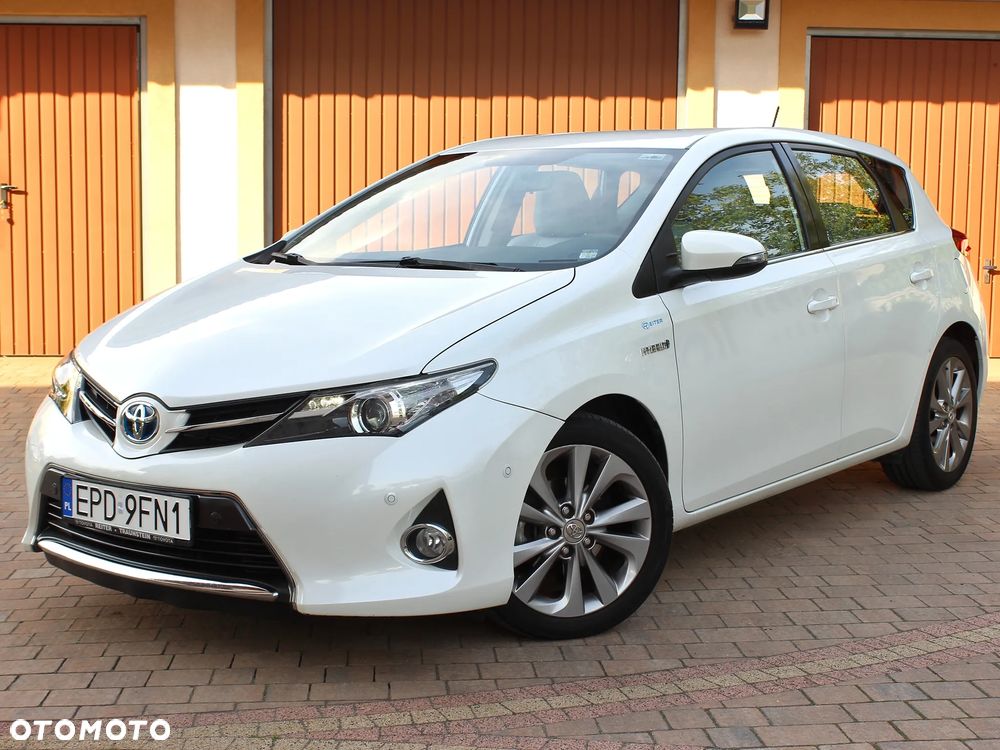 Toyota Auris 1.8 VVT-i Hybrid Automatik Executive - 1