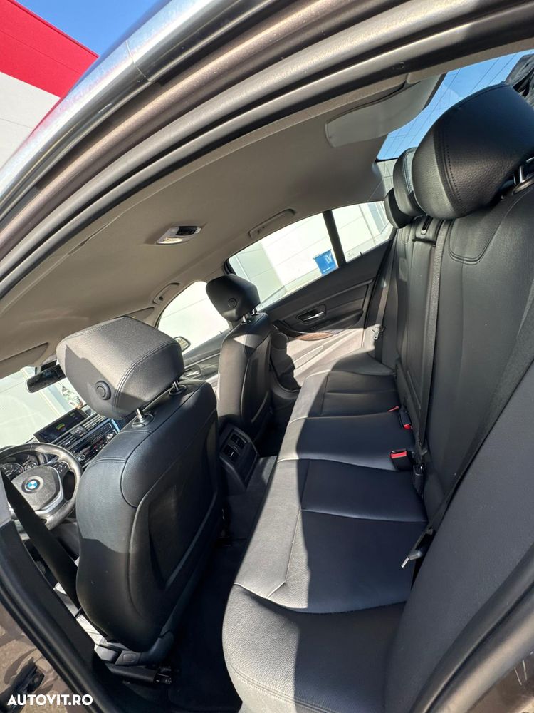 BMW Seria 3 320d - 28