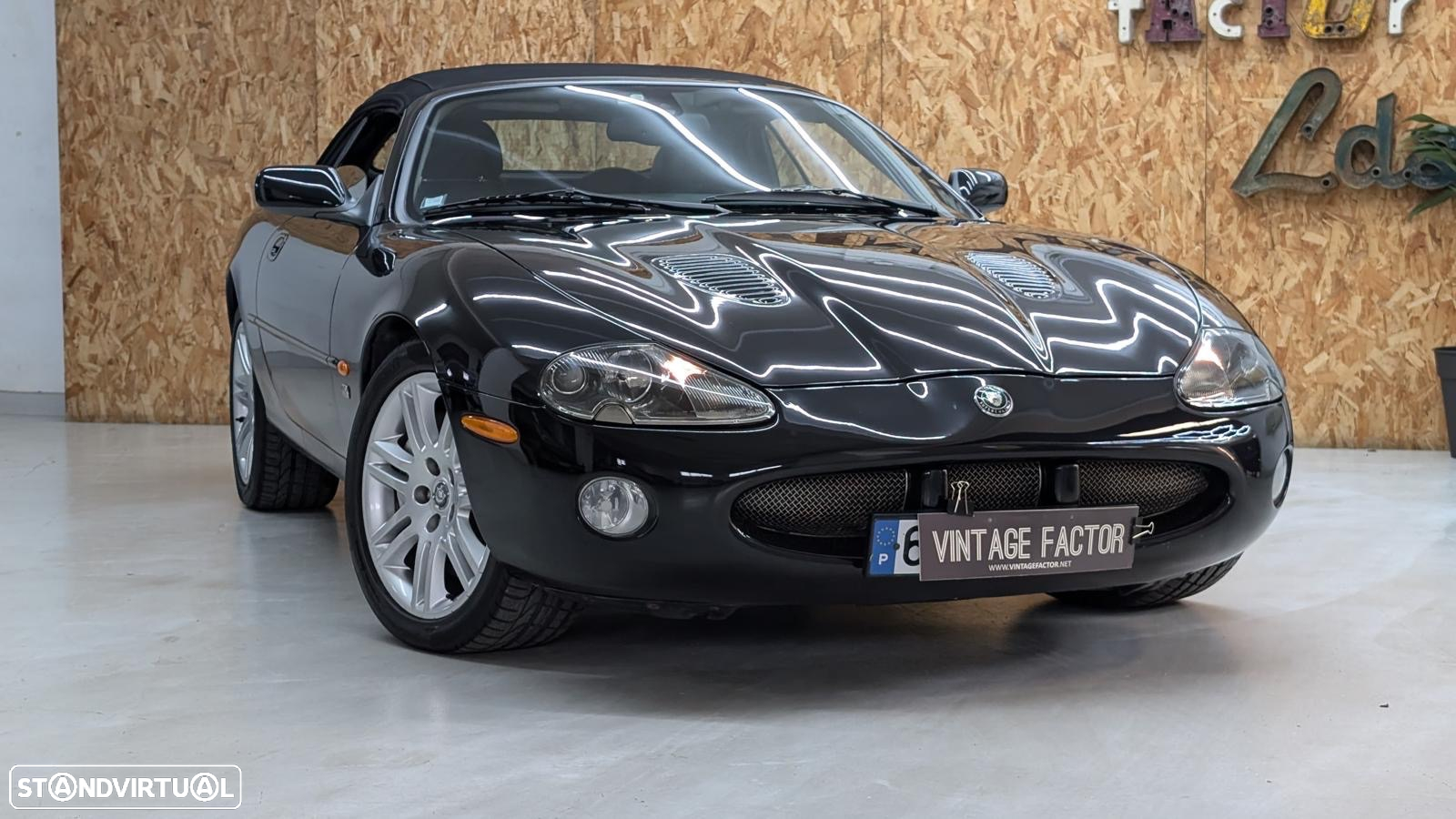 Jaguar XK XKR 4.2 Coupé SC - 10