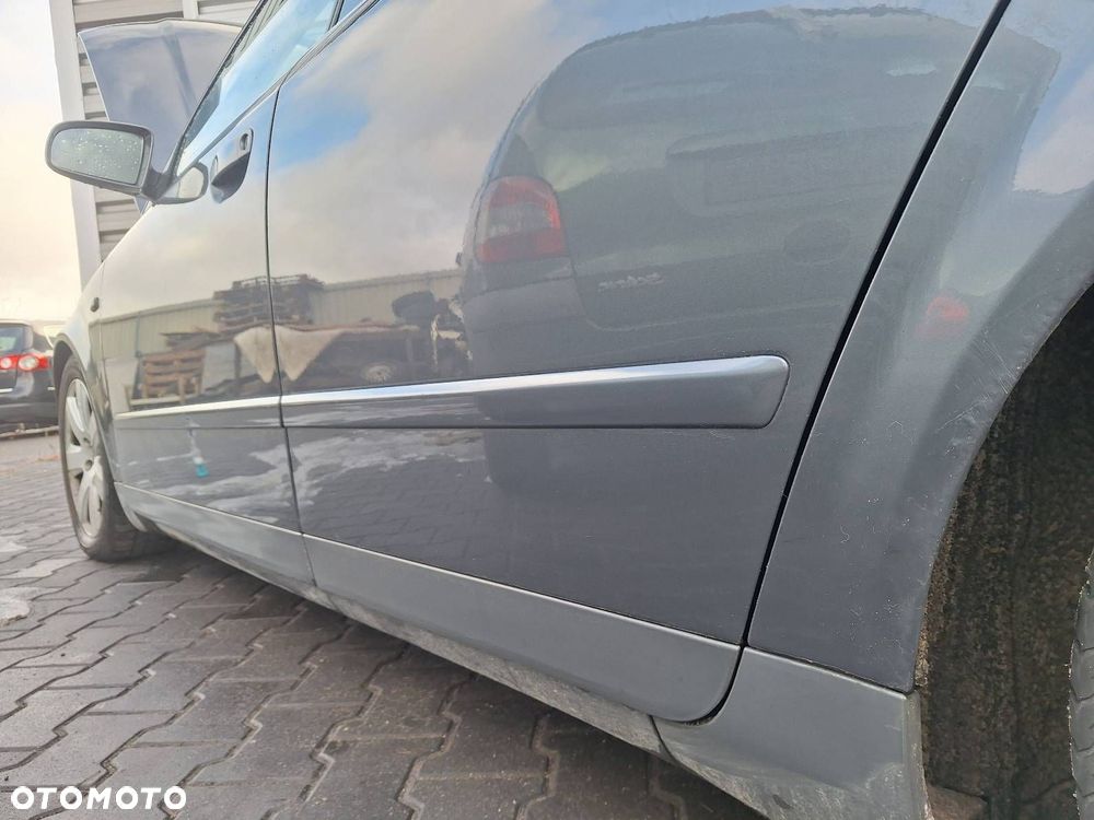 DRZWI KOMPLETNE LEWY TYŁ AUDI A4 B6 LX7Z - 4