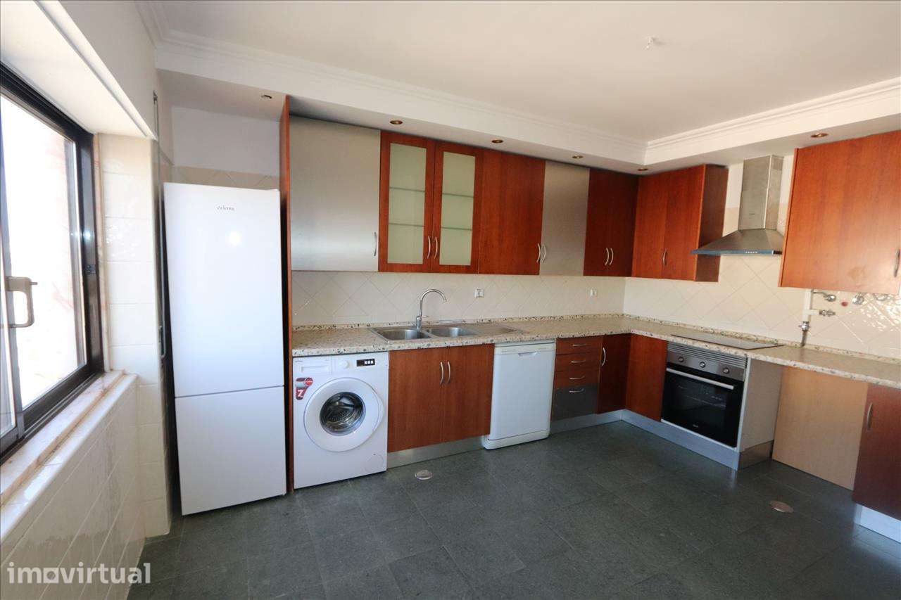 Apartamento em Seixal, Amora - Grande imagem: 5/16
