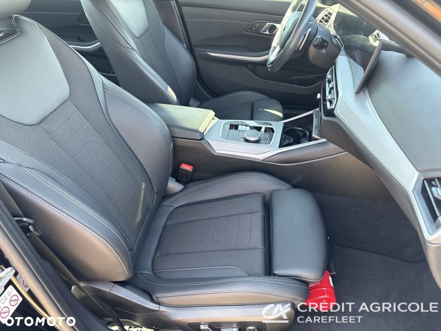 BMW Seria 3 318i - 18