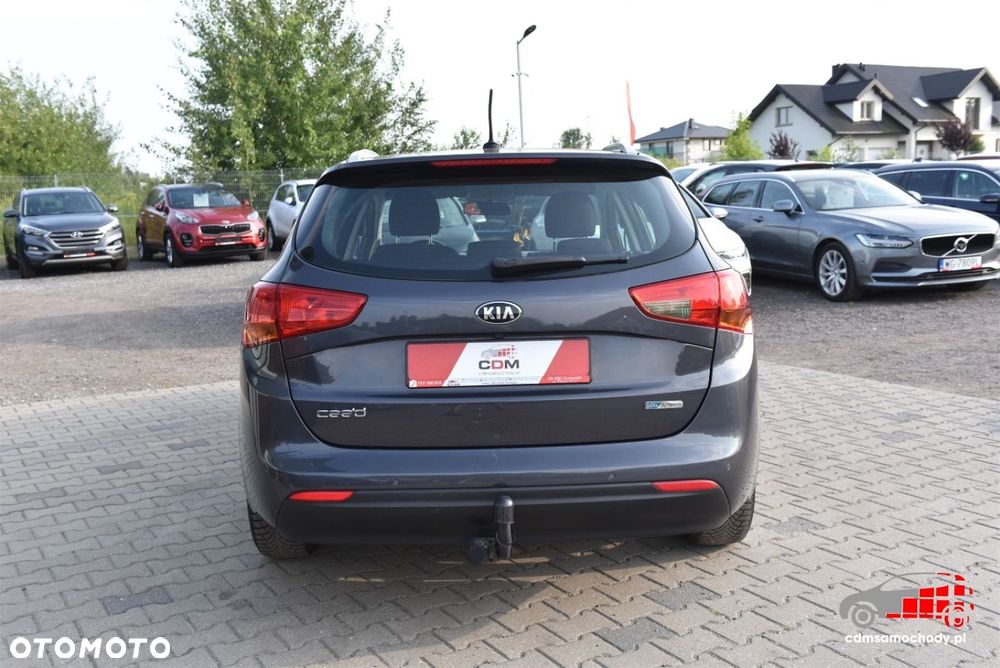 Kia Ceed Cee'd 1.6 GDI Business Line - 10