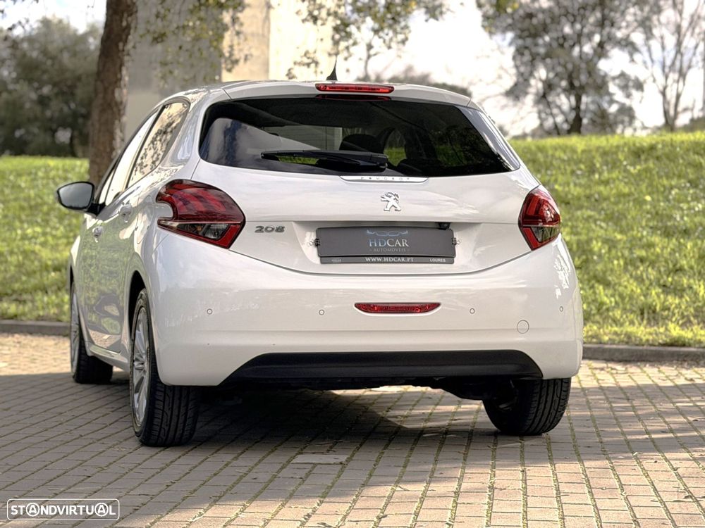 Peugeot 208 1.5 BlueHDi Signature - 18