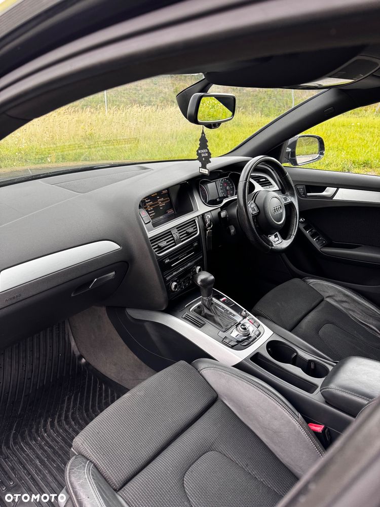 Audi A4 Avant 2.0 TDI DPF clean diesel multitronic Ambiente - 24