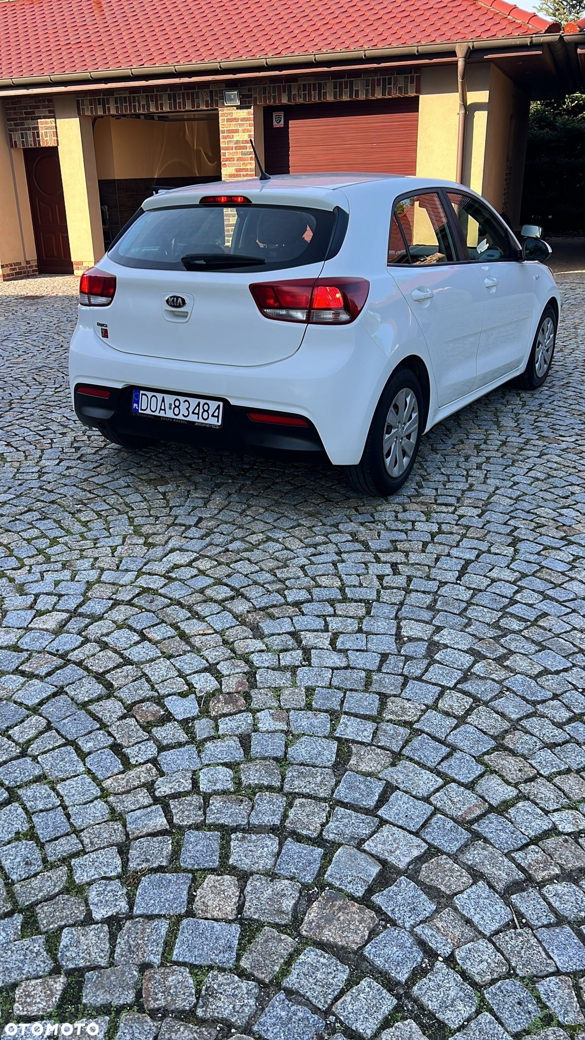 Kia Rio 1.2 L - 9