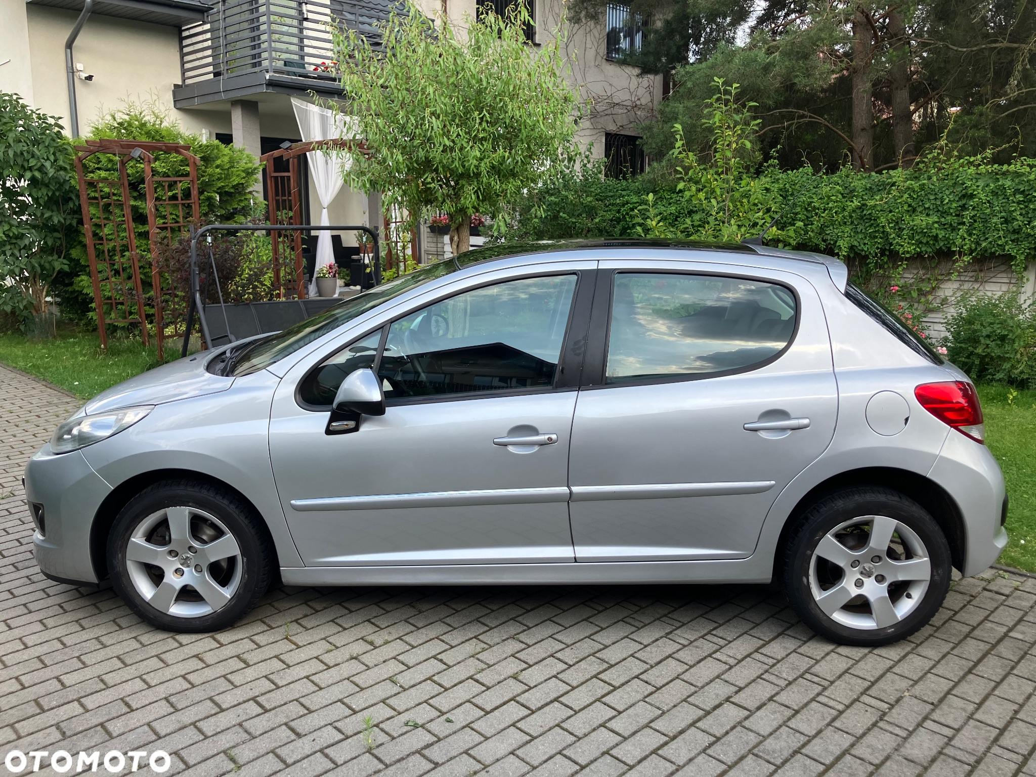 Peugeot 207 1.6 VTi Premium - 12
