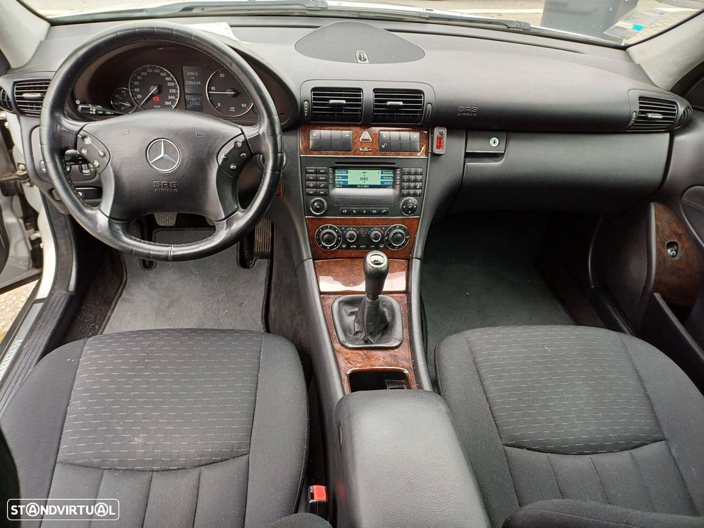 Mercedes-Benz C 220 - 7