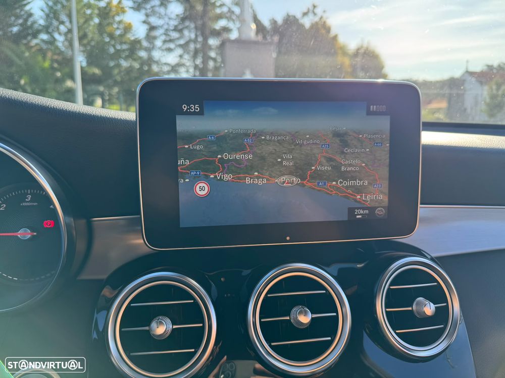Mercedes-Benz GLC 220 d 4Matic 9G-TRONIC AMG Line - 37