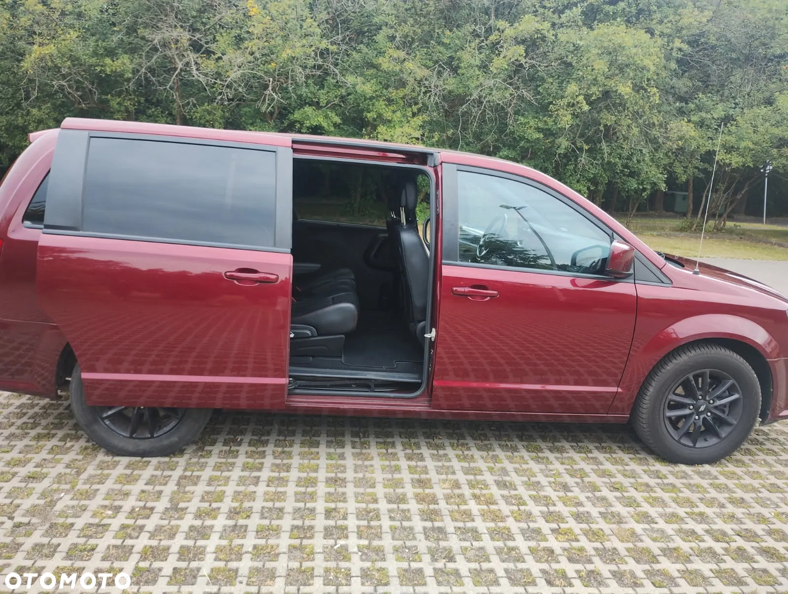 Dodge Grand Caravan 3.6 R/T - 9