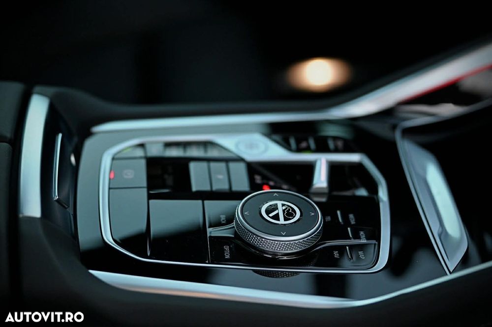 BMW X6 xDrive30d - 11