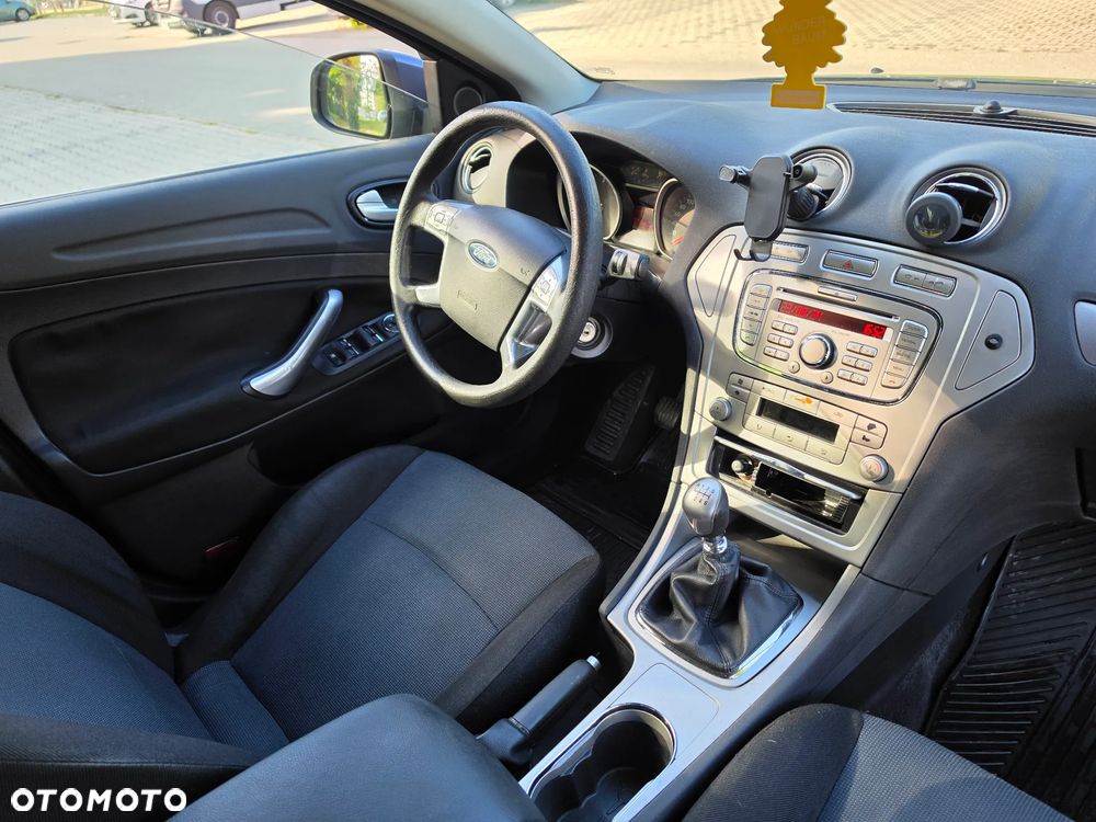 Ford Mondeo 1.8 TDCi Ambiente - 15