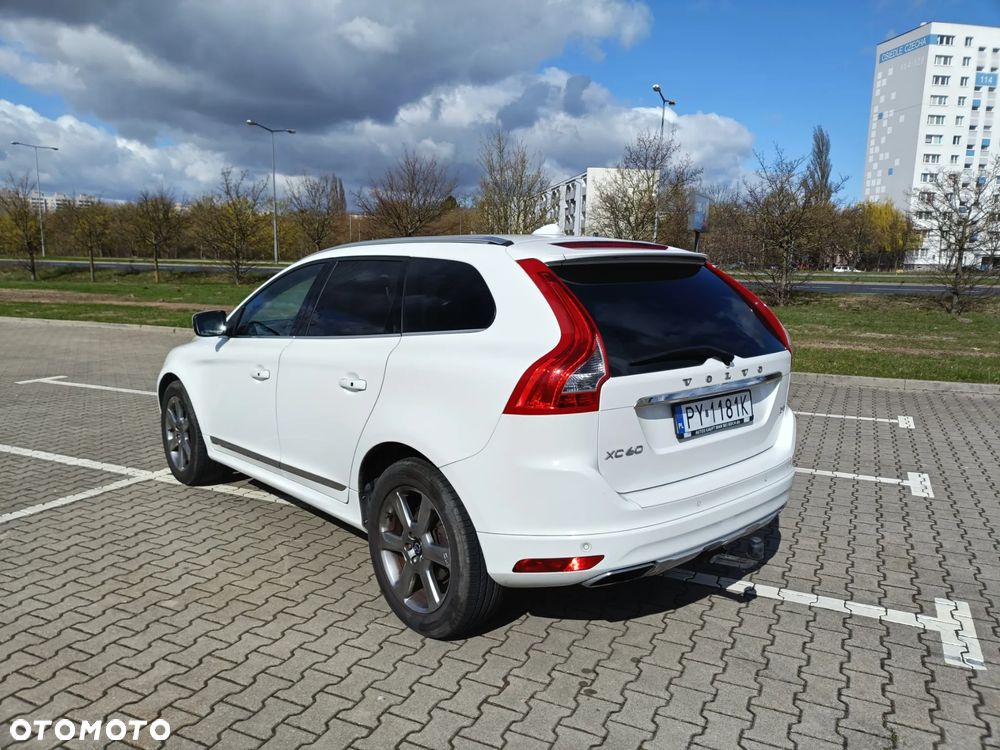 Volvo XC 60 D4 Drive-E Summum - 4