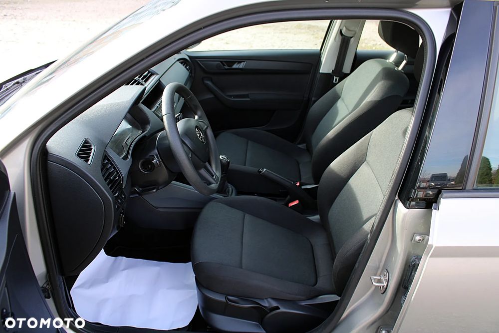 Skoda Fabia - 13