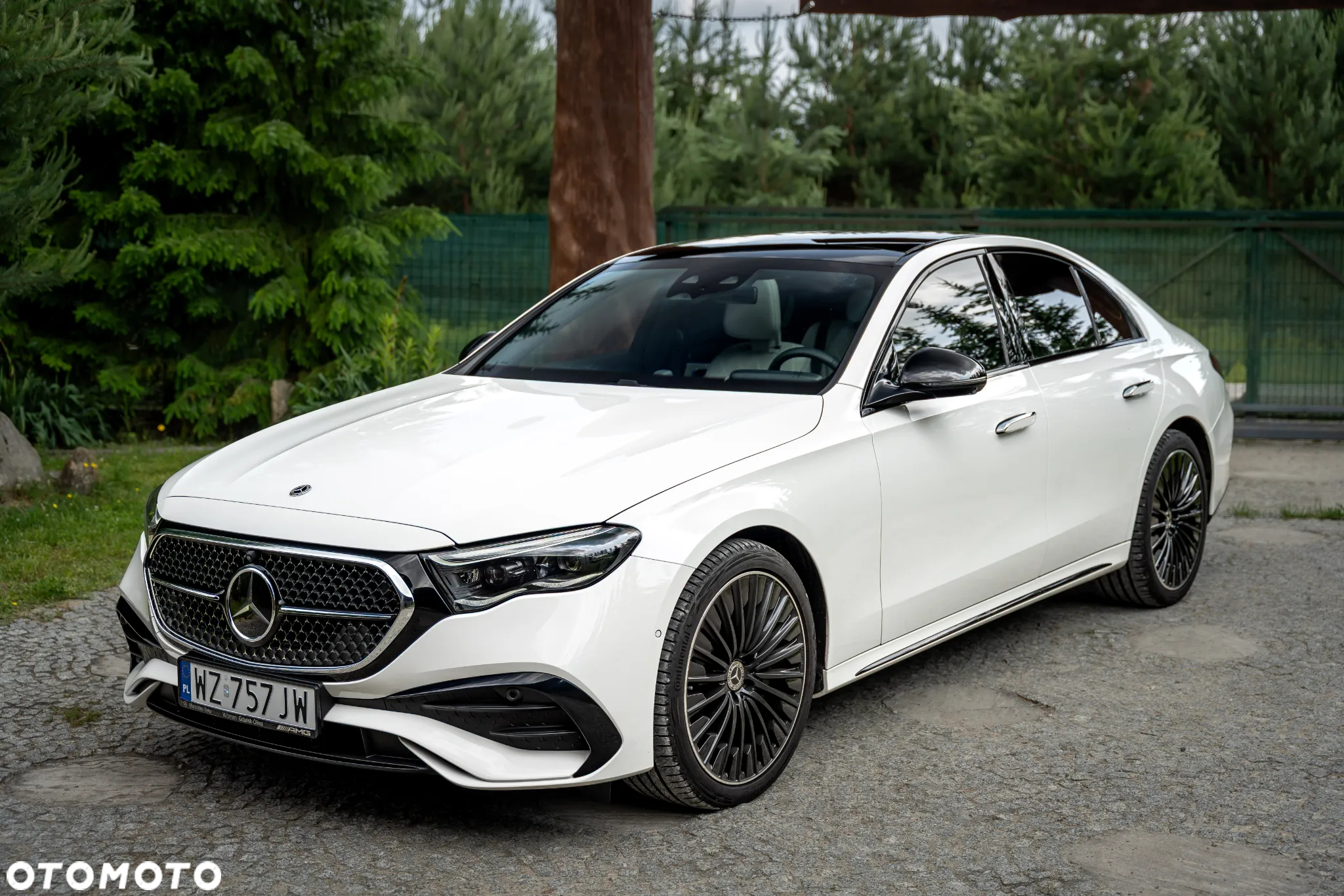 Mercedes-Benz Klasa E 220 d 4-Matic Exclusive - 20