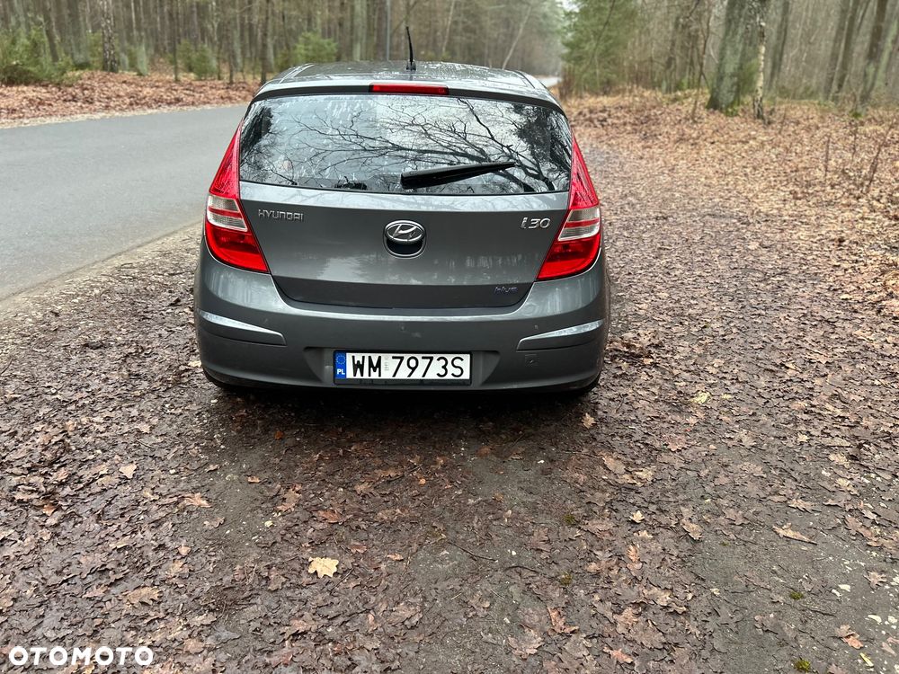 Hyundai i30 1.4 Blue Comfort - 4