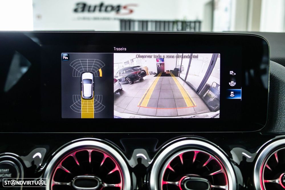 Mercedes-Benz GLA 200 d Style - 37