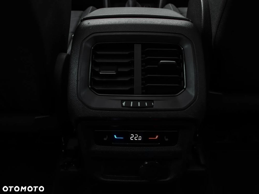 Volkswagen Tiguan - 16