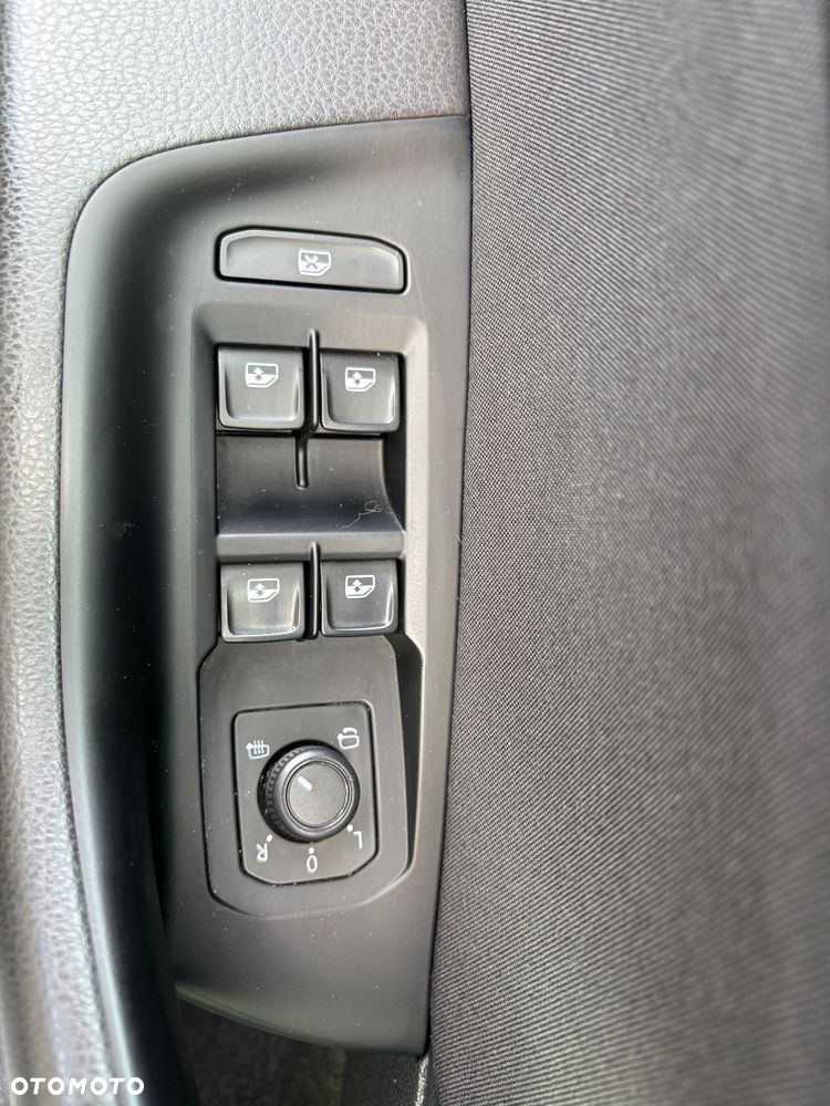 Volkswagen Passat 1.5 TSI EVO Elegance DSG - 19