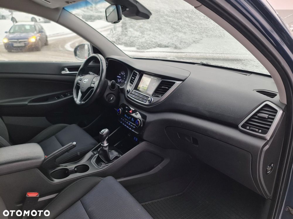 Hyundai Tucson 1.6 GDI BlueDrive Comfort 2WD - 21